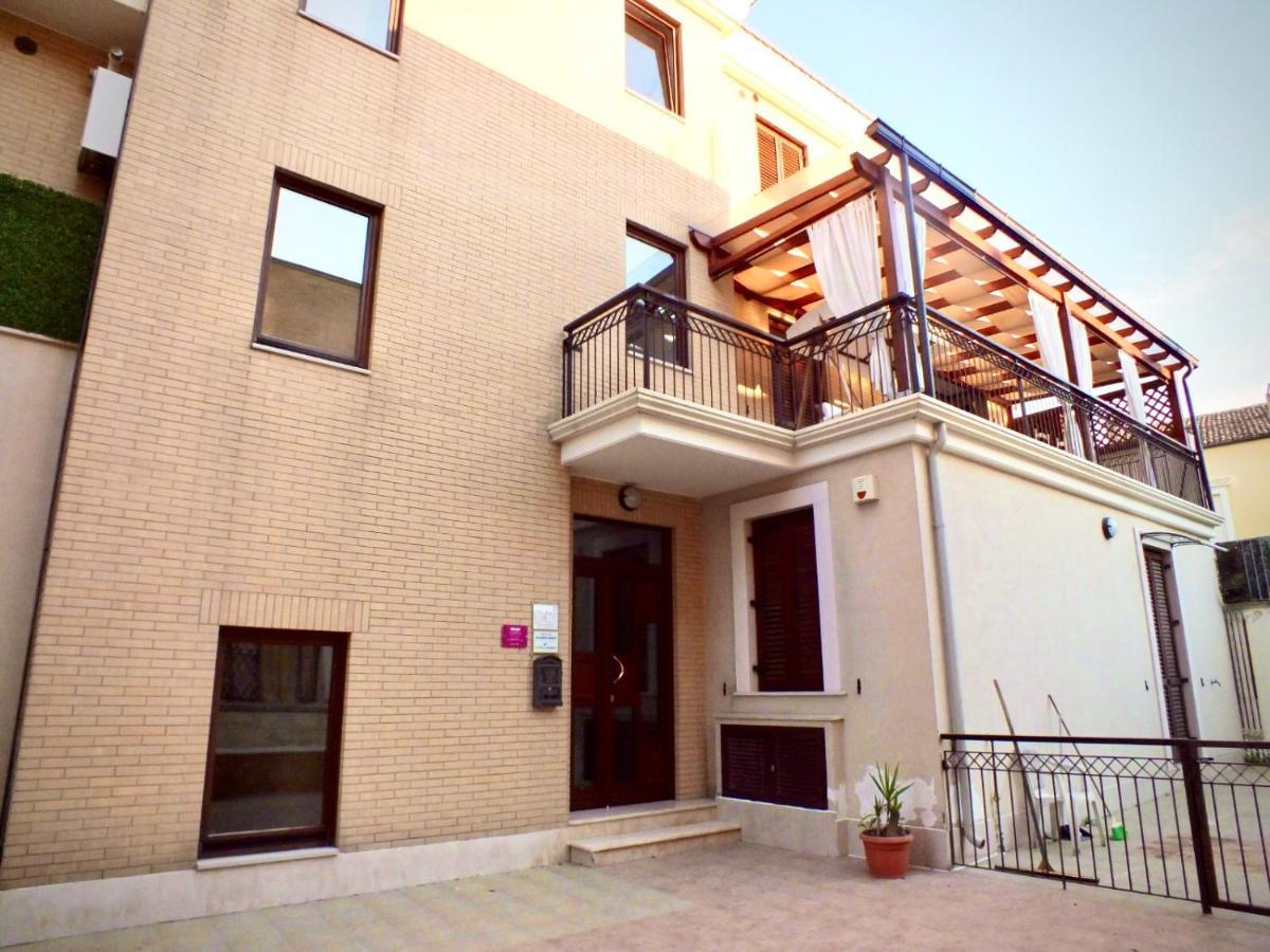 L'Arca - Bed & Breakfast In Lucera Centro Exteriör bild